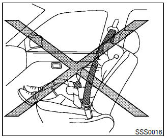 Nissan Maxima. Precautions on seat belt usage