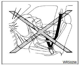 Nissan Maxima. Rear-facing - step 1